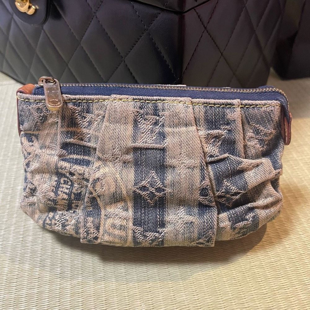 Louis Vuitton Blue Denim Pochette Cosmetic Pouch Monogram Cosmetic Bag - Picture 1 of 11